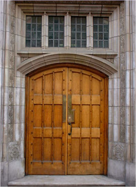 doorway in Tudor House shops